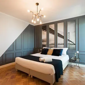 Apartment Airport Charming By Lovelystay